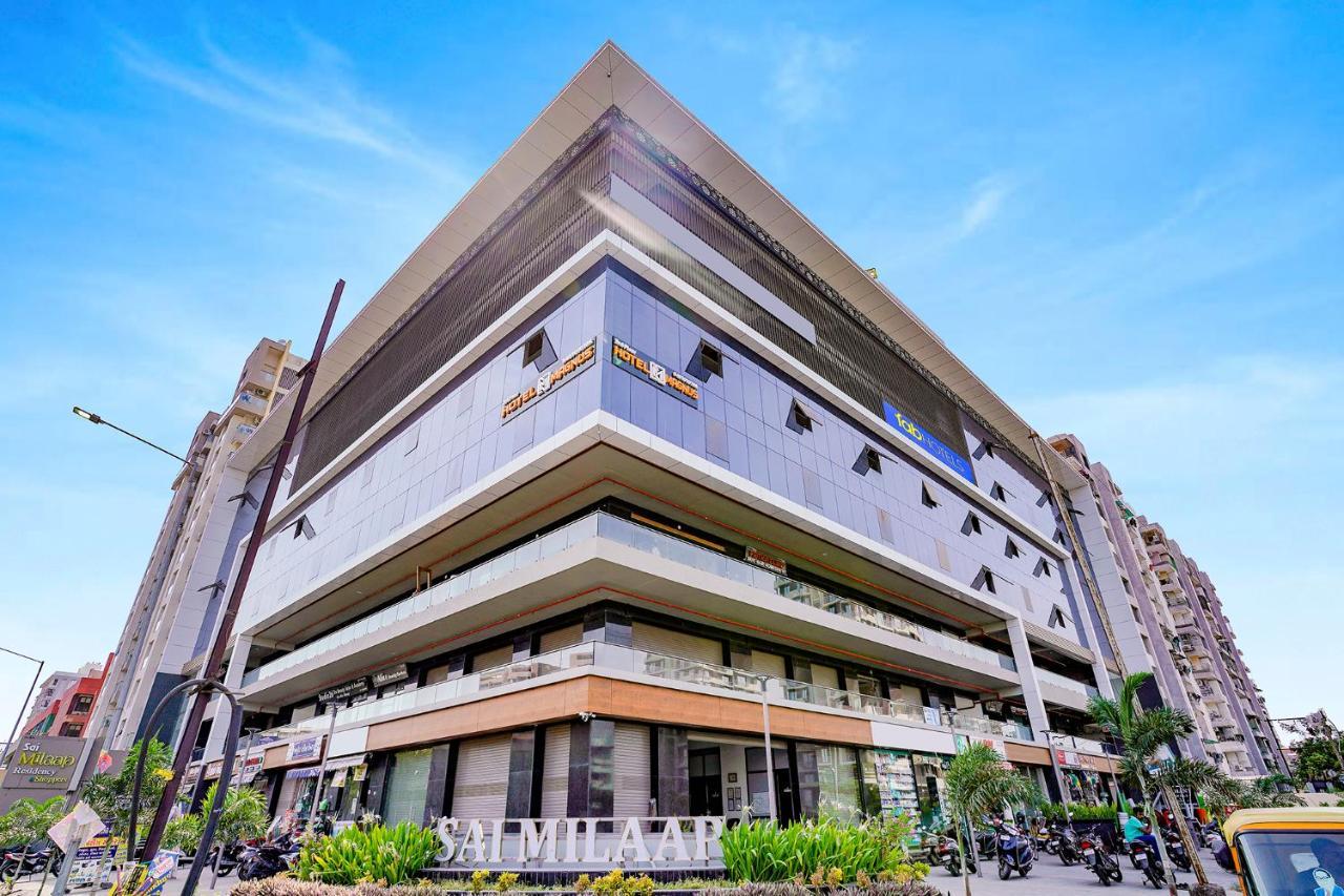 Fabhotel Magnus Surat Exterior foto